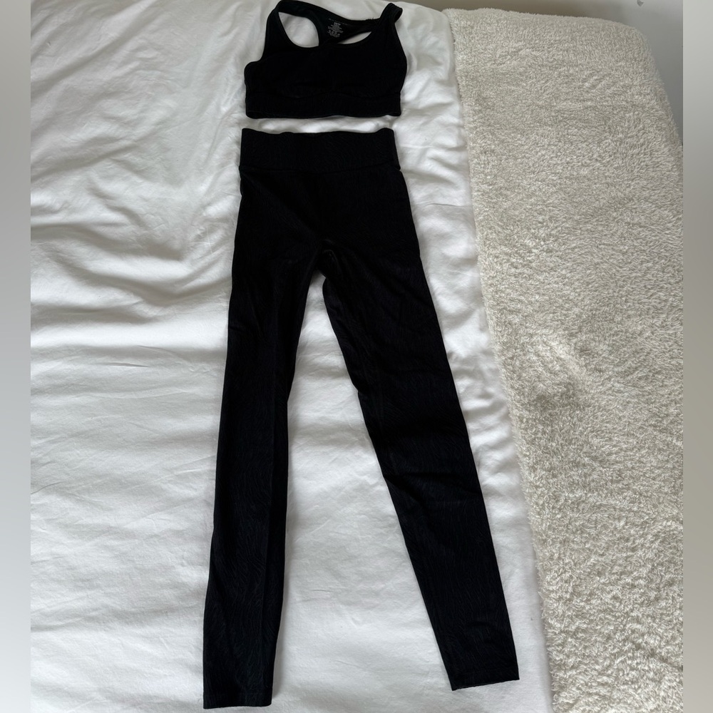 Black Bandier set